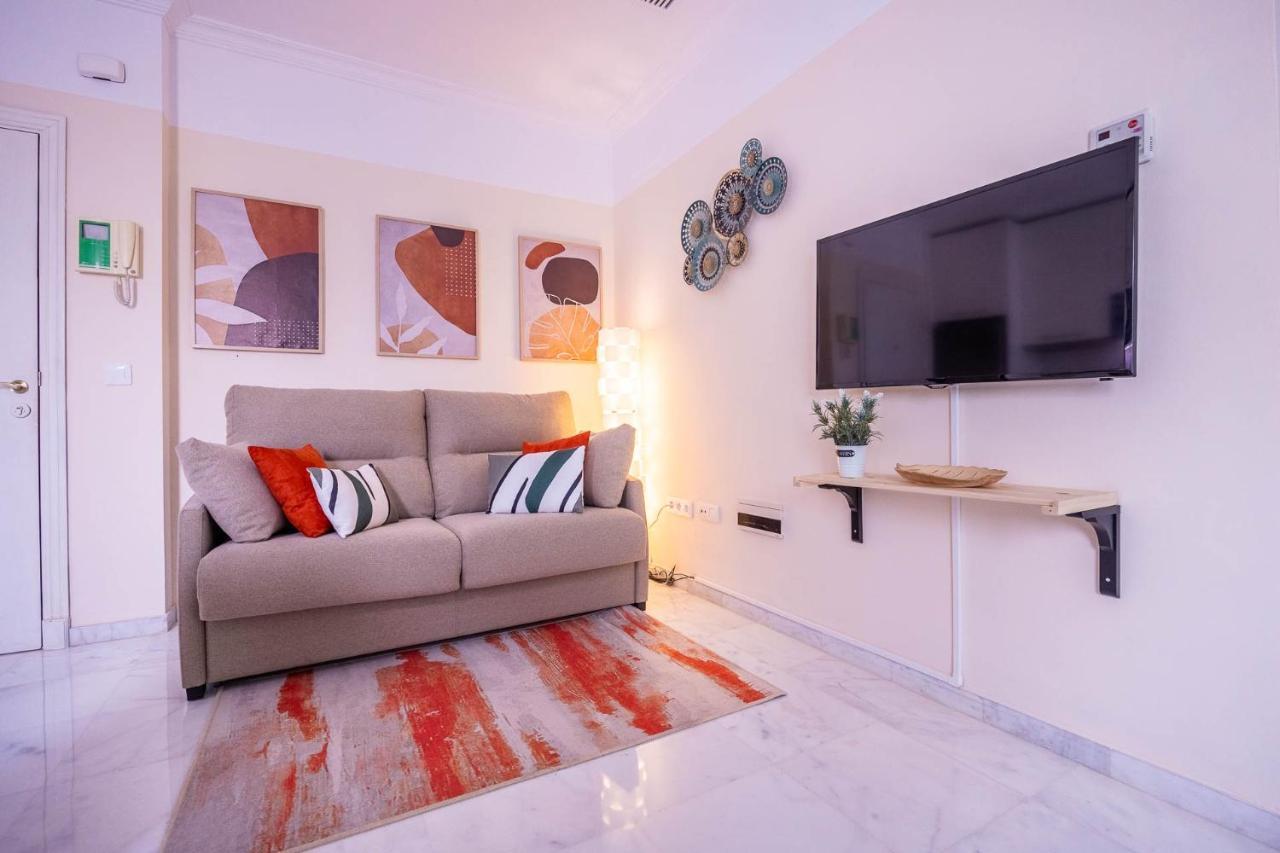 Slava Luxury Suite Seville Exterior photo