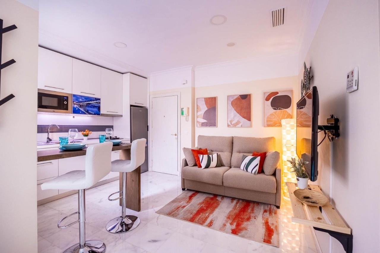 Slava Luxury Suite Seville Exterior photo